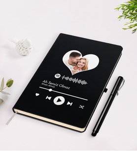BK Gift Kişiye Özel Kalpli Fotoğraflı Spotify Barkodlu Siyah Defter Kalem Seti-1