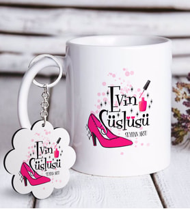 BK Gift Kişiye Özel Evin Süslüsü Beyaz Kupa ve Anahtarlık Hediye Seti-1 (Model 1)