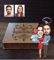 Kişiye Özel Sevgili Karikatürlü  Ahşap Anahtarlık Kutulu Model 9