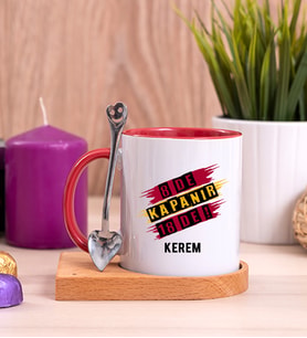 8 De Kapanır 18 De Taraftar Ahşap Altlıklı Kırmızı Kupa Bardak