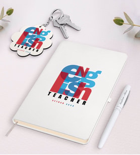 BK Gift Kişiye Özel İngilizce Öğretmeni Beyaz Defter Kalem Ve Anahtarlık Hediye Seti-10 (Model 1)