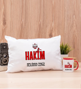 Hakim Dikdörtgen Yastık ve Kırmızı Kupa Bardak