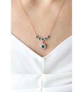 Yuvarlak Zümrüt Model 925 Ayar Gümüş Kolye - Rose