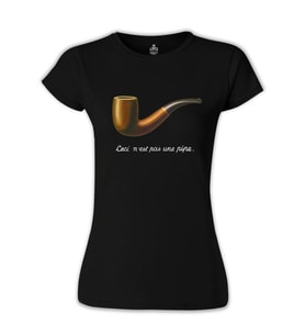 C'est ne pas Une Pipe Siyah Bayan Tshirt