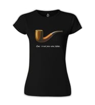 C'est ne pas Une Pipe Siyah Bayan Tshirt