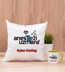 Anestezi Uzmanı Kare Yastık ve Yeşil Kupa Bardak
