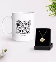 BK Gift Kişiye Özel Yılın Öğretmeni Kupa Ve Papatya Kolye Hediye Seti-1 (Model 1)