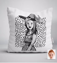 BK Gift Kişiye Özel Bayan Cadı Karikatürlü Beyaz Yastık