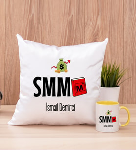 Mali Müşavir Kare Yastık ve Sarı Kupa Bardak