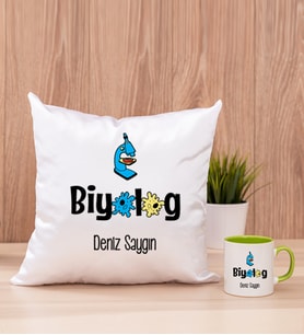 Biyolog Kare Yastık ve Yeşil Kupa Bardak