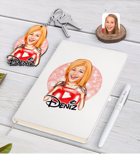 BK Gift Kişiye Özel Kadın Youtuber Karikatürlü Beyaz Defter Kalem ve Anahtarlık Hediye Seti-1 (Model 1)