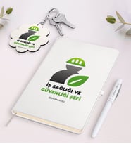 BK Gift Kişiye Özel İş Sağlığı Ve Güvenliği Şefi Beyaz Defter Kalem Ve Anahtarlık Hediye Seti-1 (Model 1)