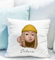 Emoji Kız Stiker Yastığı Kişiye Özel