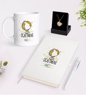 BK Gift Kişiye Özel En İyi Sınıf Öğretmeni Beyaz Kupa Defter Kalem ve İsimli Papatya Kolye Hediye Seti-4 (Model 1)
