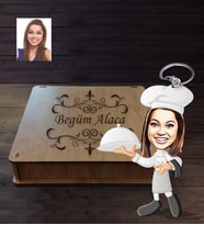 Kişiye Özel Aşçı Karikatürlü Ahşap Anahtarlık Kutulu Bayan-3