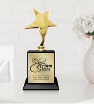 BK Gift Kişiye Özel Yılın Starı Yıldız Figürlü Ödül Kupası 20 Cm