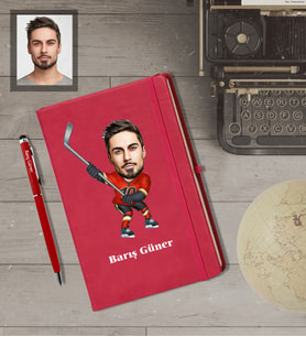 Kişiye Özel Sporcu Karikatürlü  Kırmızı Defter Kalem Hediye Seti Bay-3