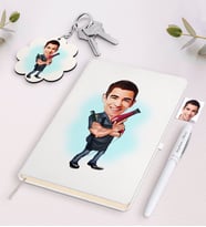BK Gift Kişiye Özel Erkek Kuaför Karikatürlü Beyaz Defter Kalem ve Anahtarlık Hediye Seti (Model 1)