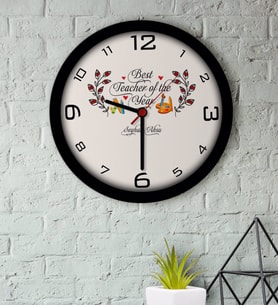 BK Gift Kişiye Özel Yılın En İyi Öğretmeni Ahşap Duvar Saati-1 (Beyaz)