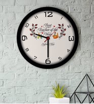 BK Gift Kişiye Özel Yılın En İyi Öğretmeni Ahşap Duvar Saati-1 (Beyaz)
