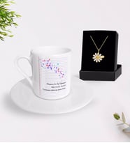 BK Gift Kişiye Özel Dünyanın En İyi Öğretmeni Türk Kahvesi Fincanı ve İsimli Papatya Kolye Hediye Seti-28 (Model 1)