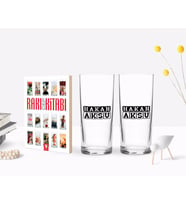 BK Gift Kişiye Özel Renkli Baskılı İsimli İkili Rakı Bardağı ve Rakı Cep Kitabı Hediye Seti-30 (Model 1)