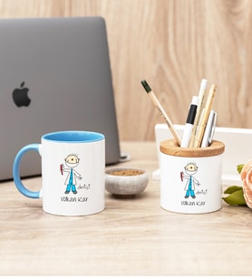Erkek Diş Hekimi Karikatürü Mavi Kupa Bardak Ve Kalemlik Seti