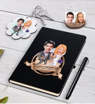 BK Gift Kişiye Özel Yılın En Mükemmel Çifti Karikatürlü Siyah Defter Kalem ve Anahtarlık Hediye Seti-71 (Model 1)