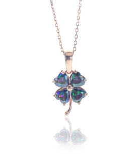 Söğütlü Silver Mistik topaz taşlı mini yonca kolye