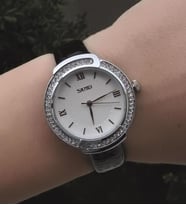 SKMEI 9143 Taşlı Deri Kayışlı Siyah Kadın Kol Saati