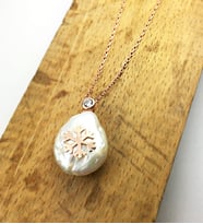 Kar Tanesi Orjinal Aşk İncisi Kolye