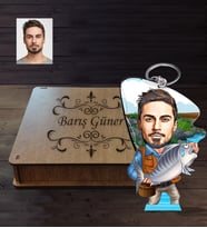 Kişiye Özel Balıkçı Karikatürlü Ahşap Anahtarlık Kutulu Bay-3
