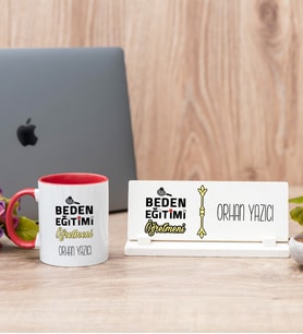 Beden Eğitimi Öğretmeni Kırmızı Kupa Bardak Ve Masa İsimliği Hediye Seti