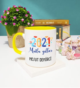 Mutlu Yıllar 2021 Yılbaşı Hediyesi Kupa Bardak Sarı