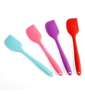 ÜN-EV 230 ISIYA DAYANIKLI RENKLİ SİLİKON SPATULA