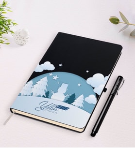BK Gift Kişiye Özel İsimli Yılbaşı Mutlu Yıllar Siyah Defter ve Kalem Hediye Seti-22 (Model 1)