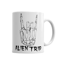 Caveira Alien Trip Kupa Bardak Porselen