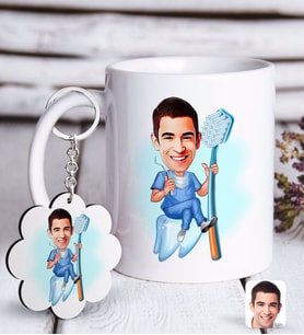 BK Gift Kişiye Özel Erkek Diş Hekimi Karikatürlü Beyaz Kupa ve Anahtarlık Hediye Seti-2 (Model 1)