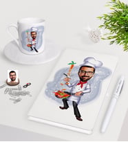 BK Gift Kişiye Özel Erkek Chef Karikatürlü Beyaz Defter Kalem Türk Kahvesi Fincanı Seti-1 (Model 1)