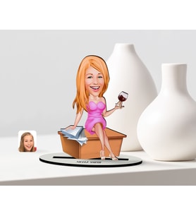 BK Gift Kişiye Özel Bayan Patron Karikatür Ahşap Biblo - 4 (Çok Renkli)