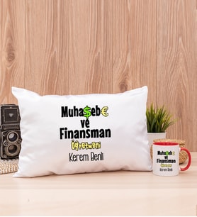 Muhasebe ve Finansman Öğretmeni Dikdörtgen Yastık ve Kırmızı Kupa Bardak