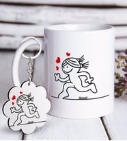 BK Gift Kişiye Özel Aşık Çöp Kadın Beyaz Kupa ve Anahtarlık Hediye Seti-1 (Model 1)
