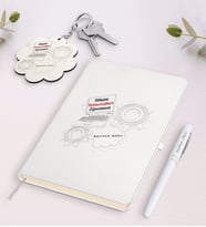 BK Gift Kişiye Özel Bilişim Teknolojileri Öğretmeni Beyaz Defter Kalem Ve Anahtarlık Hediye Seti-1 (Model 1)