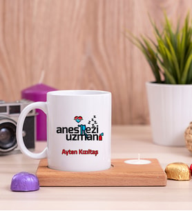 Anestezi Uzmanı Ahşap Altlıklı Mumlu Beyaz Kupa Bardak