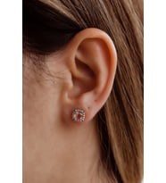 Kare Baget Taşlı Topaz Altın Küpe (Karışık)