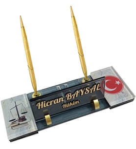 Sentez Adalet Terazisi Avukat Masa İsimliği