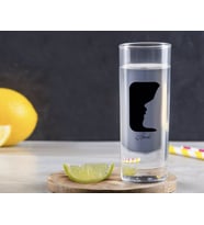 BK Gift Kişiye Özel Renkli Baskılı Yüz Silüet Tasarımlı Vodka Bardağı-2 (Beyaz)