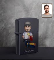 Kişiye Özel Elektrikçi Karikatürlü UV Baskılı Siyah Benzinli Çakmak Bay-1