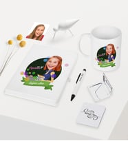 BK Gift Kişiye Özel Bayan Öğretmen Temalı Karikatürlü Beyaz Defter Kalem Kupa Ayna Seti - 6