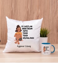 İyi Dostlar Biriktirdim Kare Yastık ve Mavi Kupa Bardak